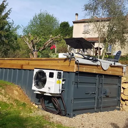 Hébergement de vacances 4 M Spacieuse Avec Piscine *